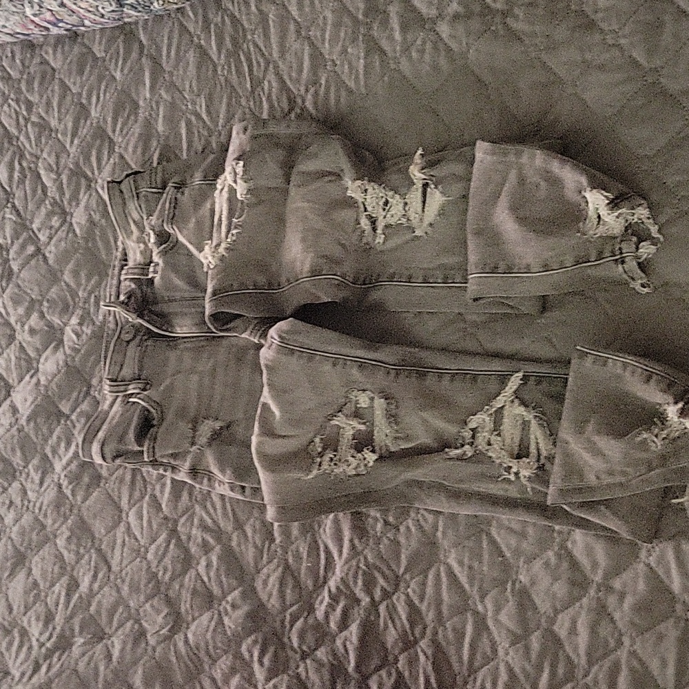 Teen skinny distressed jeans